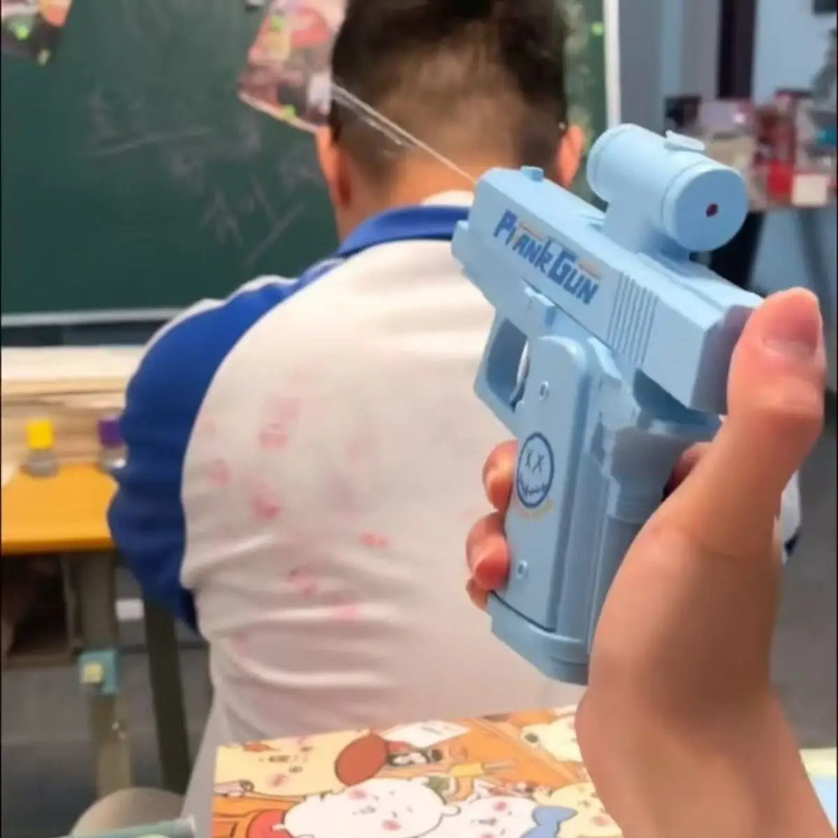 TwinSpray Prank Water Gun — Double-Sided Water Blaster
